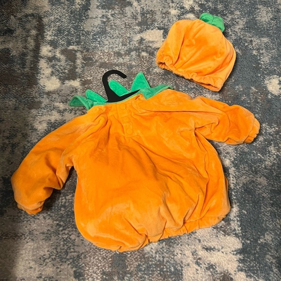 NWT Target pumpkin Halloween costume with hat - Picture 4 of 4